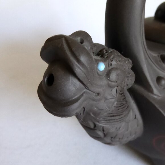 VINTAGE NEW TRADITIONAL CHINESE YIXING ZISHA  DRAGON TURTLE PURPLE CLAY TEAPOT - Picture 9 of 16